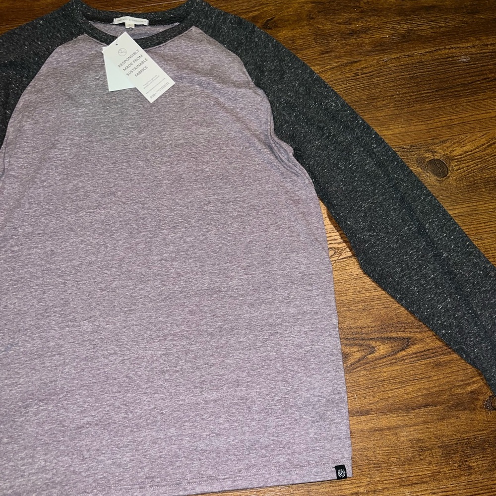 NWT Threads 4 Thought Heather Mauve Gray Long Sleeve Preppy Casual Tee Size L - Picture 2 of 5